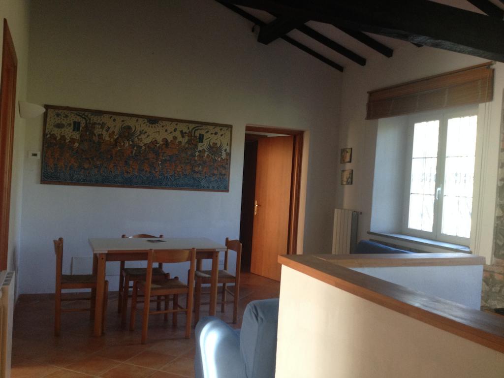 Podere Il Mulino Pieve di Santa Luce Pokoj fotografie